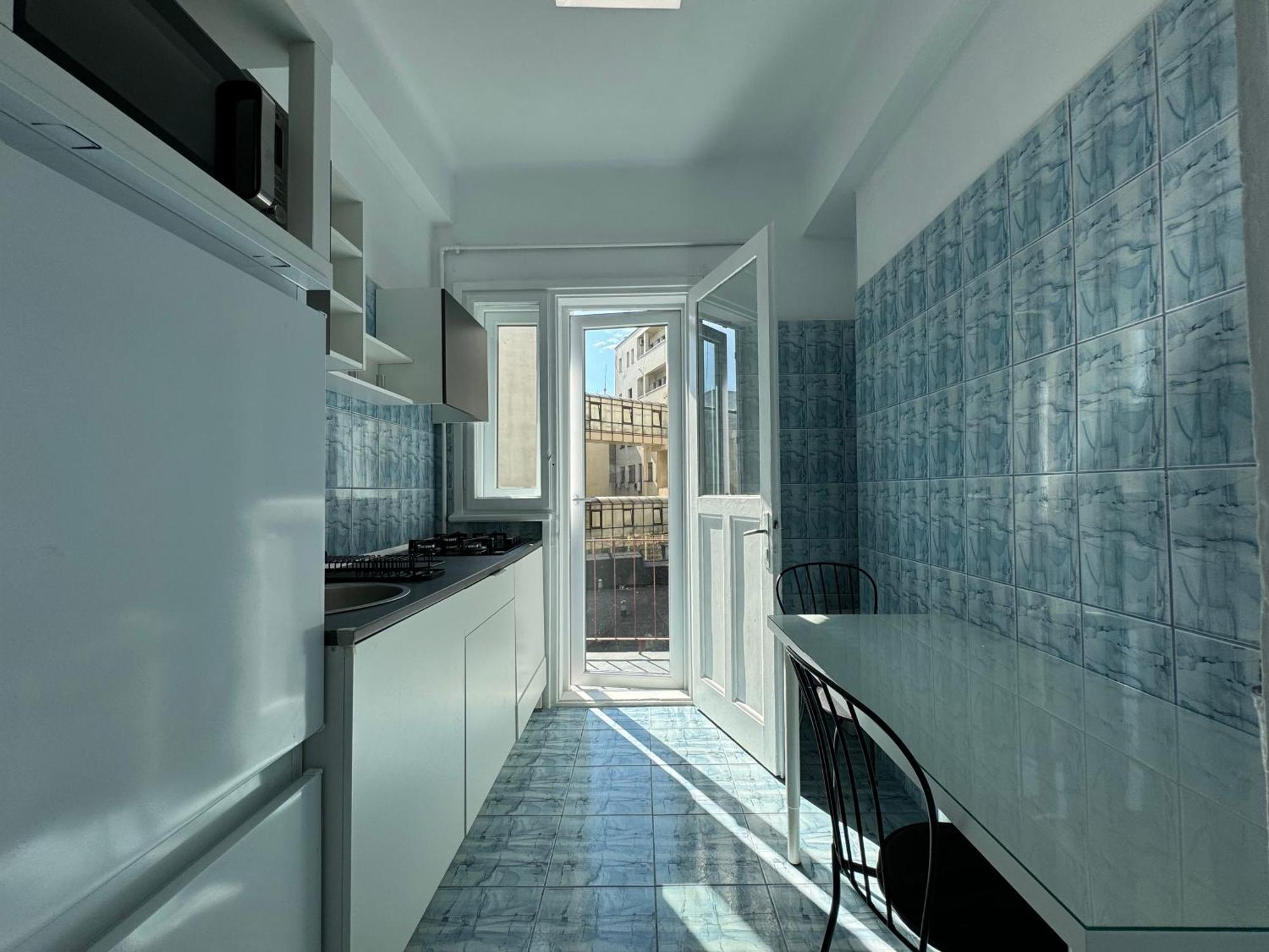 Airy & Beautiful Downtown Apartment Бухарест Экстерьер фото